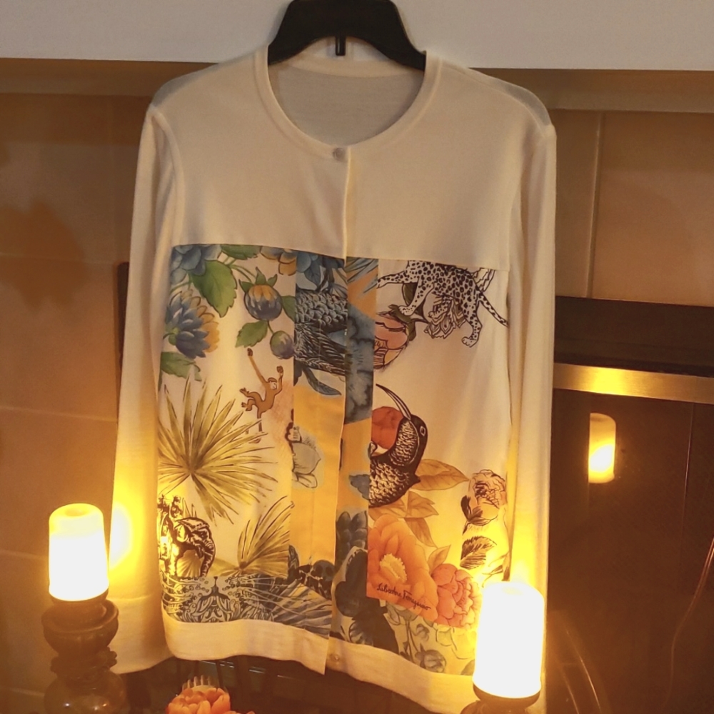 Salvatore Ferragamo Gorgeous Cardigan Size L